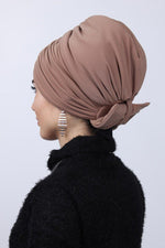 Lade das Bild in den Galerie-Viewer, Gesteppter Turban
